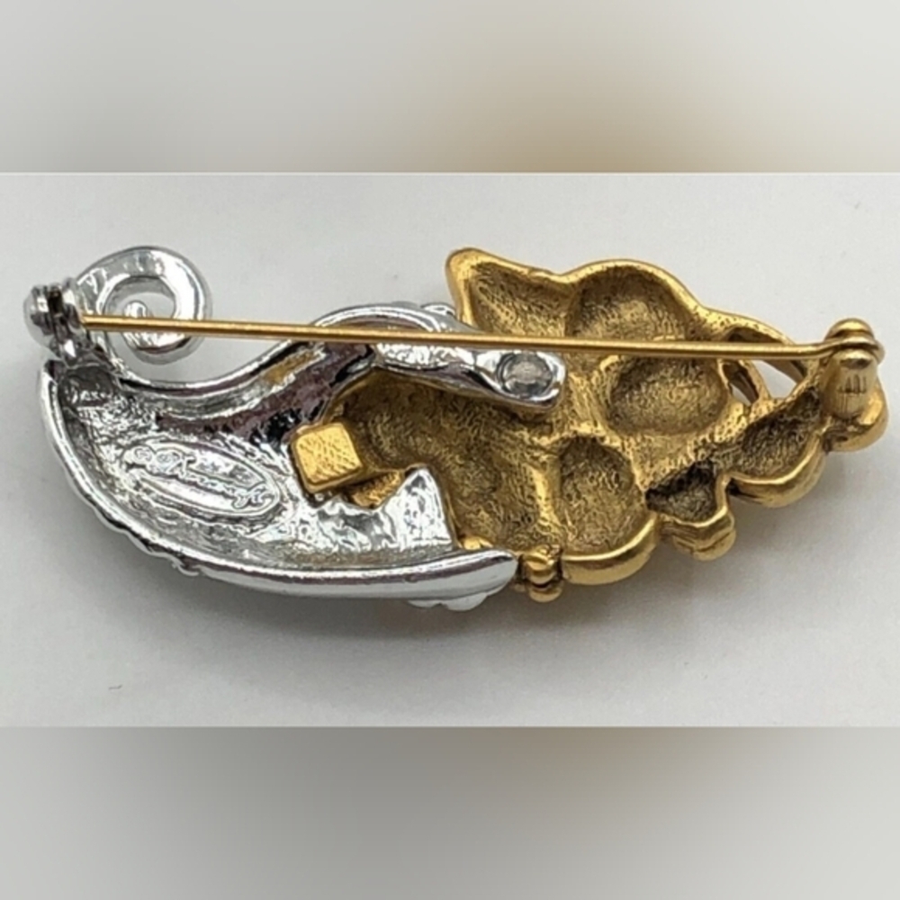 VINTAGE 1980's DANECRAFT THANKSGIVING CORNUCOPIA HORN OF PLENTY BROOCH PIN - Picture 2 of 4